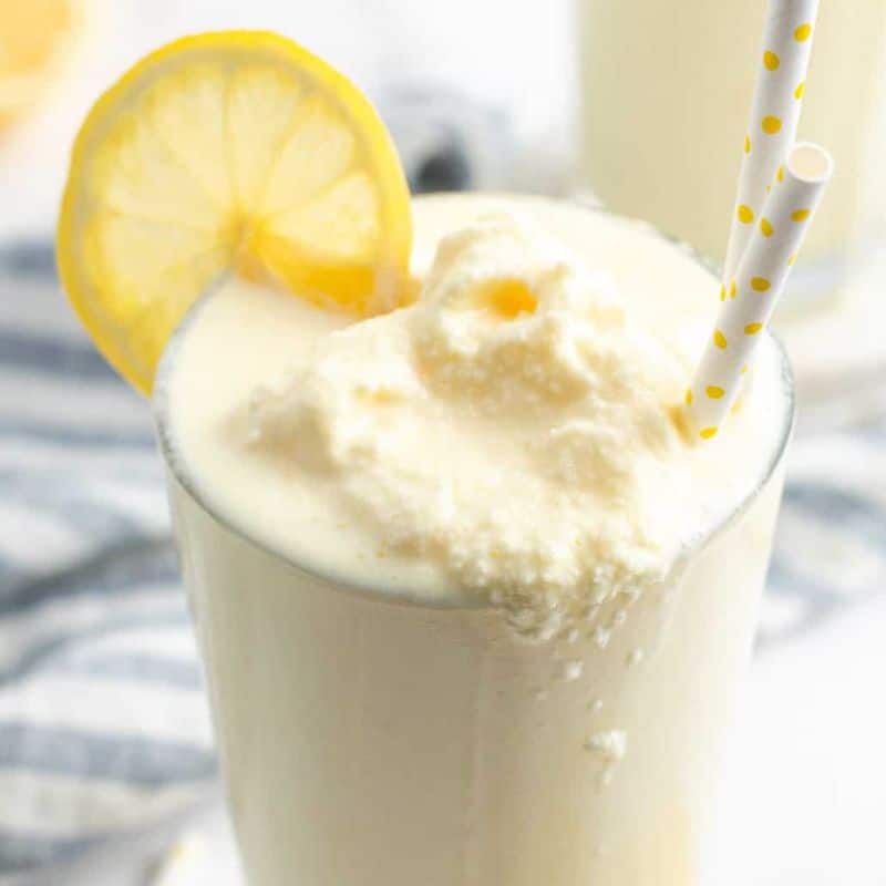 Frosted Lemonade LTO Bundle copy You said: translate: BRAVENLY RUSH EXTREME - Fresh Lemonade Feel the RUSH like never before with our extreme version of our Bravenly favorite. Now with MORE energy, mood, and brain-supporting ingredients like caffeine, niacin, and vitamin A! RUSH EXTREME supports active lives every day with essential functional energy powered by vitamins and key nootropics. We support energy and mental speed while supporting your neurotransmitters with incredible ingredients such as ALPHA-GPC and Bacopa Glycoside. Whether you need an extra kick before heading off to the gym or a delicious pick-me-up to help you hustle through your workday, RUSH EXTREME is here to help you stay active, energized, and laser-focused all day long! Made with results-driven ingredients, RUSH EXTREME has no artificial flavors or coloring. Our limited-time flavor, Fresh Lemonade, is also SUGAR-FREE! Available June 7th - 30th or while supplies last. All sales are final on Limited-Edition products. USD$82.99 RETAIL USD$74.69 VIP ChatGPT said: Sure! Here's the translation of your promotional text into Spanish: BRAVENLY RUSH EXTREME - Limonada Fresca ¡Siente el RUSH como nunca antes con la versión extrema de uno de los favoritos de Bravenly! Ahora con MÁS ingredientes que apoyan la energía, el estado de ánimo y el cerebro, como cafeína, niacina y vitamina A. RUSH EXTREME apoya una vida activa todos los días con energía funcional esencial impulsada por vitaminas y nootrópicos clave. Apoyamos tu energía y rapidez mental mientras cuidamos tus neurotransmisores con ingredientes increíbles como ALFA-GPC y Glicósido de Bacopa. Ya sea que necesites un impulso extra antes de ir al gimnasio o un delicioso estímulo para avanzar en tu jornada laboral, RUSH EXTREME está aquí para ayudarte a mantenerte activo, lleno de energía y con un enfoque láser todo el día. Hecho con ingredientes orientados a resultados, RUSH EXTREME no contiene sabores ni colorantes artificiales. ¡Nuestro sabor por tiempo limitado, Limonada Fresca, también es SIN AZÚCAR! Disponible del 7 al 30 de junio o hasta agotar existencias. Todas las ventas de productos de edición limitada son finales. USD$82.99 Precio regular USD$74.69 Precio VIP Let me know if you'd like this in a different language or adapted for a different audience (e.g., more formal or region-specific). You said: translate to spanish: are you ready to feel extreme? ChatGPT said: ¿Estás listo para sentir lo extremo? You said: any other way to write it? ChatGPT said: Absolutely! Here are a few alternative ways to say "Are you ready to feel extreme?" in Spanish, depending on the tone you're aiming for: ? Energetic / Promotional ¿Estás listo para llevarlo al límite? ¿Preparado para vivir la experiencia extrema? ¿Listo para desatar lo extremo en ti? ¿Te atreves a sentir lo extremo? ¿Estás preparado para una explosión de energía? Let me know the vibe you're going for (e.g., bold, playful, formal, youthful), and I can tailor it even more. You said: translate to Spanish: INGREDIENTS INCLUDE: (Vitamin A (Palmitate), Vitamin C (Ascorbic), Vitamin E (as d-alpha tocopheryl acetate), Thiamine (as HCL), Niacin (as Niacinamide), Vitamin B-6 (as Pyridoxine), Vitamin B-12 (as Methyl- cobalamin), Pantothenic Acid (as Calcium d-pantothenate), Choline (Bitartrate), Zinc (Chelate), Copper (Chelate), Chromium (Chelate), and Bravenly Nootropic Proprietary Blend. ChatGPT said: Sure! Here's the Spanish translation: INGREDIENTES INCLUYEN: (Vitamina A (Palmitato), Vitamina C (Ácido ascórbico), Vitamina E (como acetato de d-alfa tocoferilo), Tiamina (como HCL), Niacina (como Niacinamida), Vitamina B-6 (como Piridoxina), Vitamina B-12 (como Metilcobalamina), Ácido Pantoténico (como d-pantotenato de calcio), Colina (Bitartrato), Zinc (Quelado), Cobre (Quelado), Cromo (Quelado), y Mezcla Nootrópica Patentada de Bravenly). Let me know if you'd like it formatted differently or localized for a specific Spanish-speaking region. You said: what about exclusiva de rbravenly ChatGPT said: Great question! If you're referring to the "Bravenly Nootropic Proprietary Blend", and want to say that it’s exclusive to Bravenly, a natural translation would be: "Mezcla nootrópica exclusiva de Bravenly" or "Fórmula nootrópica exclusiva de Bravenly" (slightly more elegant) Both phrases convey that the blend is unique to Bravenly. Use "exclusiva" when emphasizing brand ownership or uniqueness. Let me know if you'd like it to sound more scientific, more marketing-oriented, or more casual. You said: nutrient rich ChatGPT said: The phrase "nutrient rich" can be translated into Spanish in several effective ways depending on the context: Common Translations: Rico en nutrientes – most direct and natural. Con alto contenido de nutrientes – a bit more formal or scientific. Denso en nutrientes – used in nutrition circles, refers to "nutrient-dense." Nutritivo/a – more general, means "nutritious." Example in a sentence: Una bebida rica en nutrientes que impulsa tu energía y enfoque mental. Let me know where you plan to use it, and I can tailor the translation to fit perfectly. You said: which one is the best for adrink ChatGPT said: For a drink, especially in a marketing or product description, the best and most natural-sounding phrase in Spanish is: ? Rico en nutrientes It’s short, appealing, and easy for consumers to understand. It also sounds healthy and premium without being too technical. Example: Una bebida refrescante y rica en nutrientes, diseñada para potenciar tu energía y enfoque. Let me know if you want it to sound more scientific or more lifestyle-focused! You said: put in all caps ChatGPT said: Sure! Here it is in all caps: RICO EN NUTRIENTES You said: translate: (Vitamin A (Palmitate), Vitamin C (Ascorbic), Vitamin E (as d-alpha tocopheryl acetate), Thiamine (as HCL), Niacin (as Niacinamide), Vitamin B-6 (as Pyridoxine), Vitamin B-12 (as Methyl- Cyanocobalamin), Pantothenic Acid (as Calcium d-pantothenate), Choline (Bitartrate), Zinc (Chelate), Copper (Chelate), Chromium (Chelate), and Bravenly Nootropic Proprietary Blend. ChatGPT said: Sure! Here's the full translation in Spanish: (Vitamina A (Palmitato), Vitamina C (Ácido ascórbico), Vitamina E (como acetato de d-alfa tocoferilo), Tiamina (como HCL), Niacina (como Niacinamida), Vitamina B-6 (como Piridoxina), Vitamina B-12 (como Metilcianocobalamina), Ácido pantoténico (como d-pantotenato de calcio), Colina (Bitartrato), Zinc (Quelado), Cobre (Quelado), Cromo (Quelado), y Mezcla Nootrópica Exclusiva de Bravenly). Let me know if you want it in all caps, or formatted for packaging or a label. You said: translate: Two Rush Extreme - Fresh Lemonade bags surrounded by lemons ChatGPT said: Dos bolsas de Rush Extreme - Limonada Fresca rodeadas de limones. You said: Translate to Spanish: FROSTED LEMONADE Say hello to summer with the Frosted Lemonade Bundle, a refreshing duo designed to support your energy, wellness, and daily routine.* Mix both for a creamy frosted lemonade, or enjoy each product on its own. Either way, it’s a flavorful way to support your goals and feel refreshed. Included: Bravenly Fit Fuel, Rush Extreme - Fresh Lemonade, and a Bravenly Frother BRAVENLY FIT FUEL: This 3-in-1 multi-beneficial blend is the perfect companion for your health & fitness journey. The three blends (Bravenly Protein/Collagen Blend, Bravenly Digestive Blend, and Bravenly Fit Fuel Blend) work together to amplify your results & transform your body.† RUSH EXTREME: An advanced vitamin energy drink that powers active lives daily with essential functional energy powered by vitamins and key nootropics.† BRAVENLY FROTHER: Mix your Bravenly products with ease! Available June 7th - June 30th or while supplies last. All sales are final on Limited-Time Bundles. USD$199.99 RETAIL USD$179.99 VIP (USD$233 VALUE) ChatGPT said: Sure! Here's the full Spanish translation: LIMONADA ESCARCHADA ¡Dale la bienvenida al verano con el paquete Frosted Lemonade, un dúo refrescante diseñado para apoyar tu energía, bienestar y rutina diaria!* Mézclalos para una limonada cremosa tipo “frosted” o disfruta cada producto por separado. De cualquier forma, es una manera deliciosa de apoyar tus metas y sentirte renovado. Incluye: Bravenly Fit Fuel, Rush Extreme - Limonada Fresca y un Espumador Bravenly BRAVENLY FIT FUEL: Esta mezcla multifuncional 3 en 1 es la compañera perfecta para tu camino hacia una vida más saludable y activa. Las tres mezclas (Mezcla de Proteína/Colágeno Bravenly, Mezcla Digestiva Bravenly y Mezcla Fit Fuel Bravenly) trabajan en conjunto para potenciar tus resultados y transformar tu cuerpo.† RUSH EXTREME: Una bebida energética avanzada con vitaminas que impulsa una vida activa todos los días gracias a su energía funcional esencial, potenciada por vitaminas y nootrópicos clave.† ESPUMADOR BRAVENLY: ¡Mezcla tus productos Bravenly con facilidad! Disponible del 7 al 30 de junio o hasta agotar existencias. Todas las ventas de paquetes por tiempo limitado son finales. USD$199.99 PRECIO REGULAR USD$179.99 PRECIO VIP (VALOR DE USD$233) Let me know if you'd like it formatted for a graphic, ad, or product packaging! You said: translate: Say hello to summer with the Frosted Lemonade Bundle, a refreshing duo designed to support your energy, wellness, and daily routine.* Mix both for a creamy frosted lemonade, or enjoy each product on its own. Either way, it’s a flavorful way to support your goals and feel refreshed. Included: Bravenly Fit Fuel, Rush Extreme - Fresh Lemonade, and a Bravenly Frother ChatGPT said: ¡Dale la bienvenida al verano con el paquete Frosted Lemonade, un dúo refrescante diseñado para apoyar tu energía, bienestar y rutina diaria!* Mézclalos para disfrutar de una limonada escarchada y cremosa, o disfruta cada producto por separado. De cualquier forma, es una manera deliciosa de apoyar tus metas y sentirte renovado. Incluye: Bravenly Fit Fuel, Rush Extreme - Limonada Fresca y un Espumador Bravenly. You said: wouldnt it be Espumador de Bravenly. ChatGPT said: Great observation — and you're absolutely right to question the nuance! Both "Espumador Bravenly" and "Espumador de Bravenly" are grammatically correct, but they have slightly different implications: ? Espumador Bravenly (Brand-style phrasing) This mimics how brands often present product names (like "iPhone" instead of "Teléfono de Apple"). Feels more commercial, cleaner, and is commonly used in packaging and marketing. Implies that "Bravenly" is functioning like an adjective or trademark label. ? Espumador de Bravenly (Descriptive phrasing) More literal: “frother from Bravenly” or “Bravenly’s frother.” Slightly more formal or informative in tone. Suitable for product descriptions or instructions, but less commonly used in bold branding headlines. For your context (marketing/promo), "Espumador Bravenly" is actually the better choice stylistically. Let me know if you’d like the phrasing adjusted for packaging, website, or instructions — the tone matters! You said: Espumador Bravenly in sall caps ChatGPT said: ESPUMADOR BRAVENLY You said: translate: BRAVENLY FIT FUEL: Add 2 scoops in your choice of water, milk, juice, or alternate. Mix until completely dissolved. ChatGPT said: BRAVENLY FIT FUEL: Agrega 2 cucharadas a tu bebida favorita: agua, leche, jugo o una alternativa. Mezcla hasta que se disuelva por completo. You said: translate: View individual product pages for more information! ChatGPT said: ¡Consulta las páginas individuales de cada producto para más información! You said: Ingredientes ChatGPT said: Ingredientes = Ingredients in Spanish. Let me know if you'd like a full list formatted under that heading or styled for a label or package! You said: This bundle is not available on Easy-Ship. ChatGPT said: Este paquete no está disponible con Easy-Ship. You said: translate this: Bravenly Fit Fuel, Rush Extreme - Fresh Lemonade, and a Frother on a kitchen counter. ChatGPT said: Bravenly Fit Fuel, Rush Extreme - Limonada Fresca y un espumador sobre una encimera de cocina.